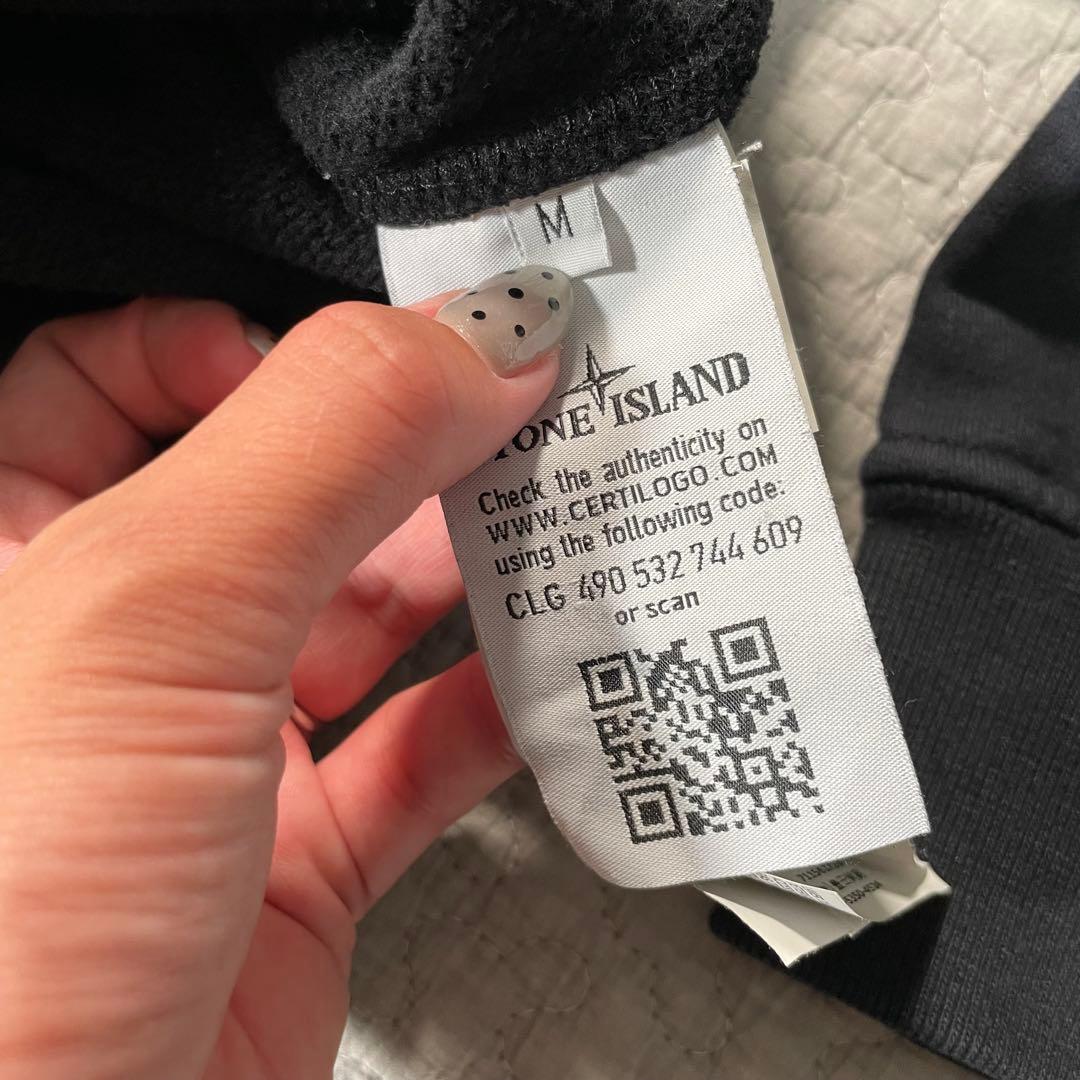 ストーンアイランド　黒　トレーナー　スウェット　Mサイズ　711562720