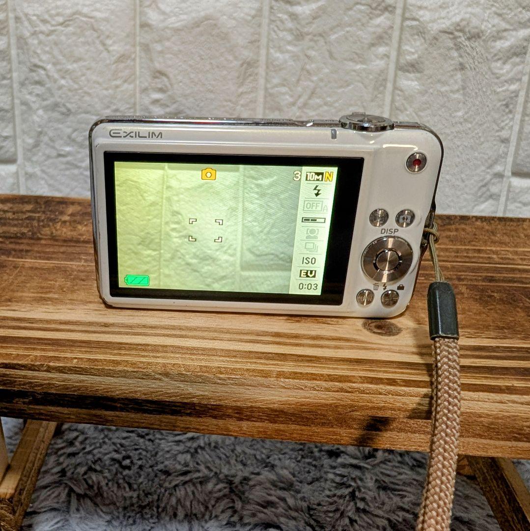 【動作確認済】CASIO EXILIM EX-S10 カシオ　ホワイト