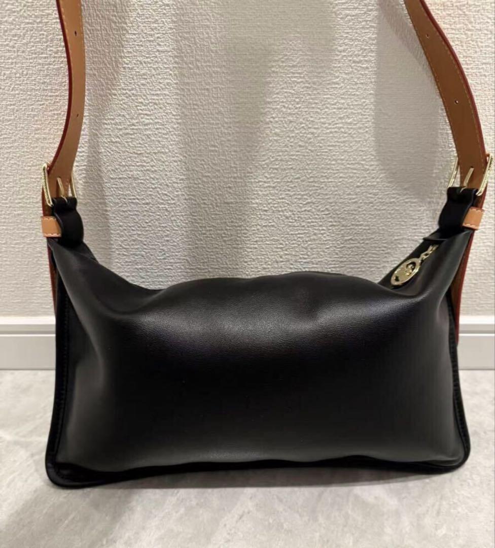【新品】ロンシャン LONGCHAMP スムージー クロスボディバッグ 黒