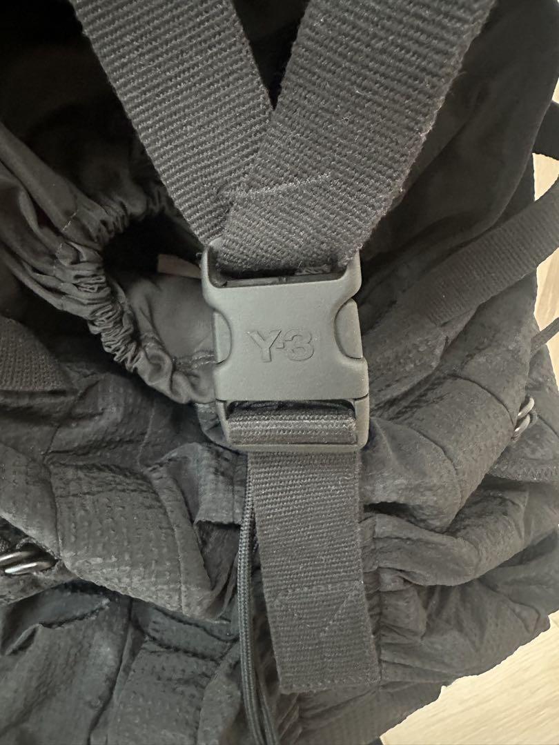 Y-3 黒のバックパック