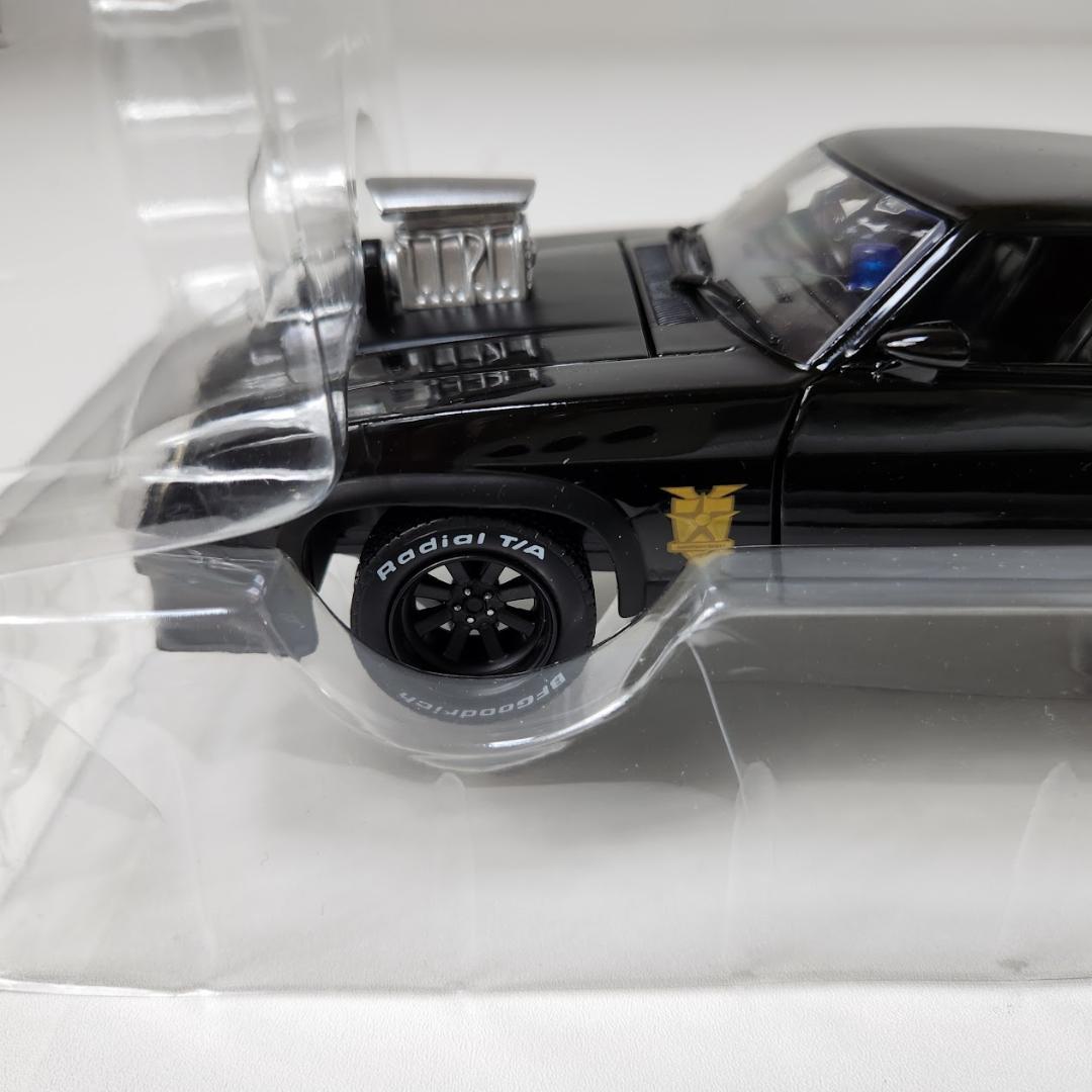 マッドマックス V8 インターセプター 1/24 1973 フォード
