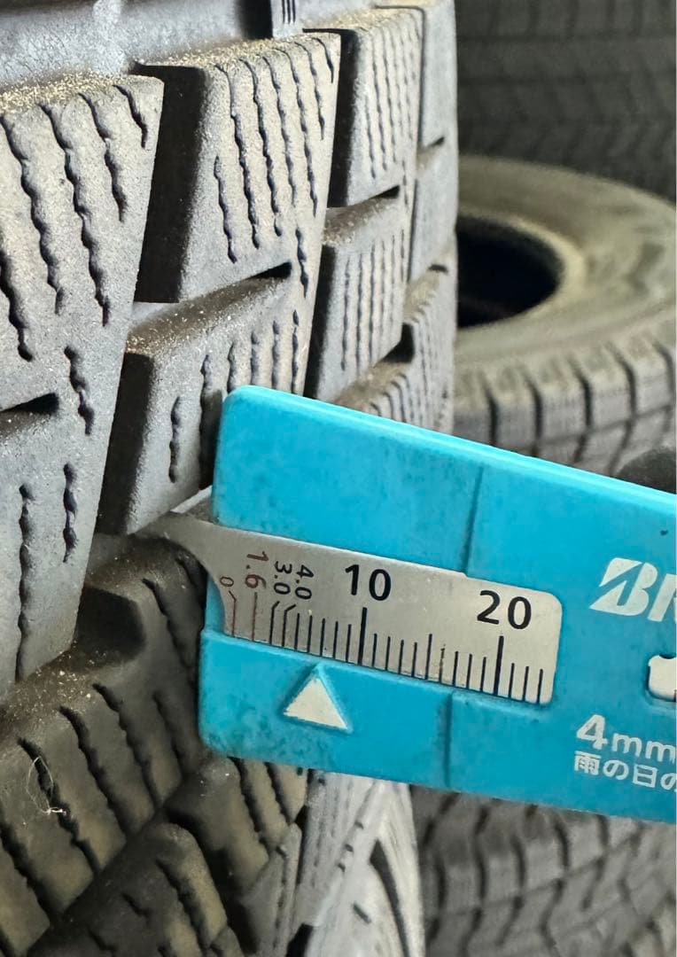 195/65R15 ヨコハマ IG60 バリ山 スタッドレスタイヤ 195/65R15 ヨコハマ IG60 バリ山 スタッドレスタイヤ