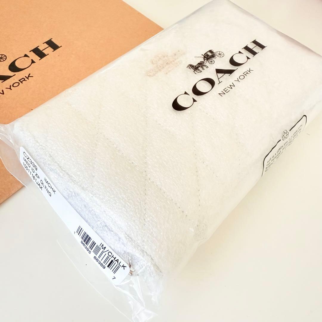 COACH コーチ　キルティング　ミディアム　折り財布　チョーク　ホワイト　白色