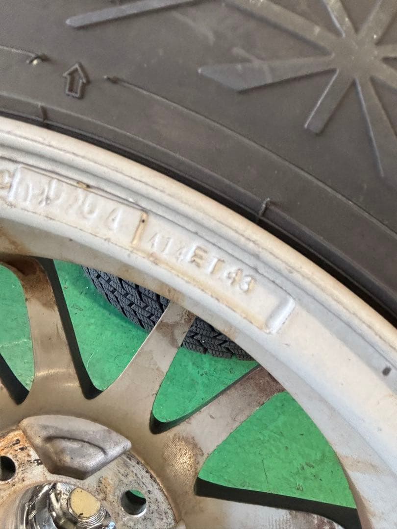 155/65R14 スタッドレス バリ溝 軽自動車 155/65R14 スタッドレス バリ溝 軽自動車