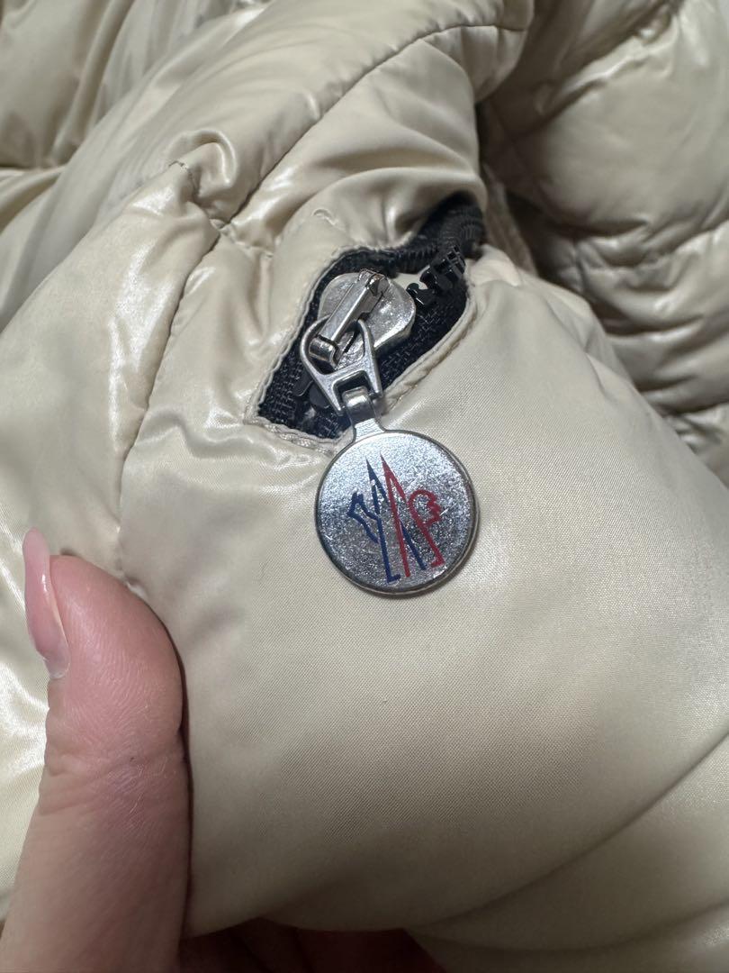 MONCLER フード付きダウンジャケット サイズS
