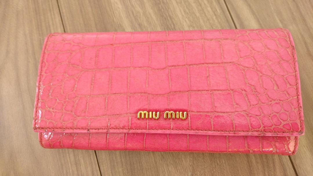 最終値下げ！！MIU MIU (ミュウミュウ)長財布 ピンク 早い者勝ち！