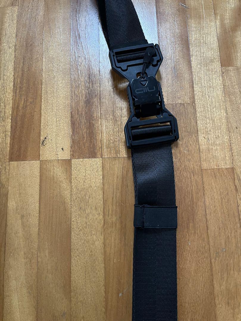 NIID X URBANATURE R1 クロスボディバッグ