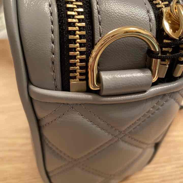 スグ届く❗️ 2way ショルダーバッグ 保存袋付 qbS8H-m87052549040 新品未使用 マークジェイコブス 大得価