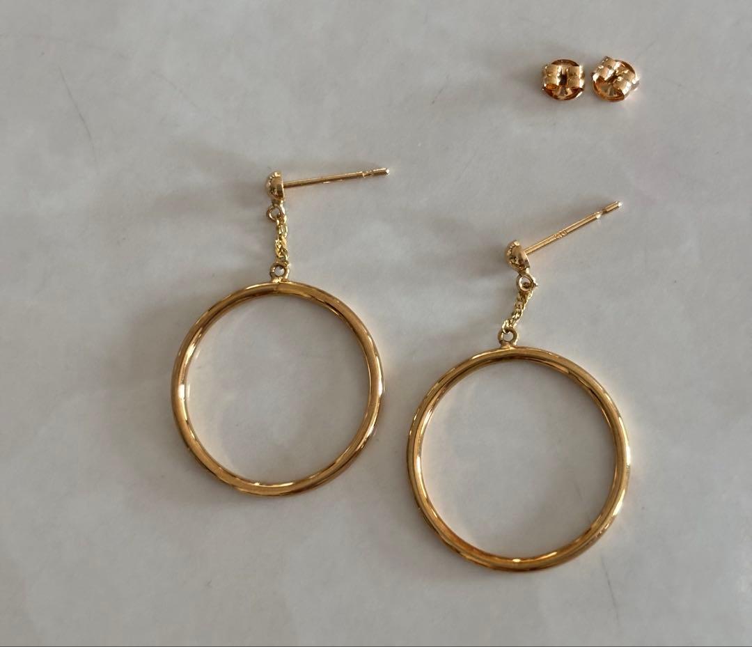 K18YG揺れるピアス　サークル　フープ