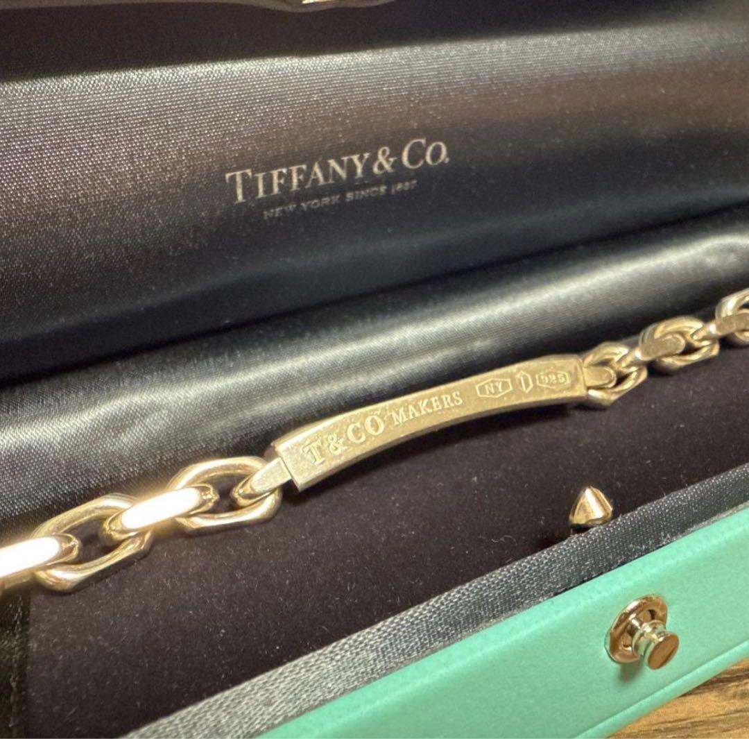 Tiffany -