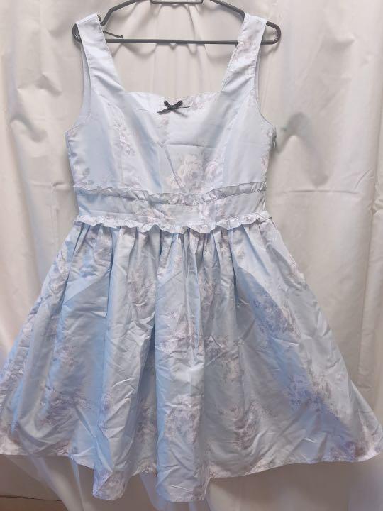 メルカリ Ank Rouge 花柄水色ワンピース ひざ丈ワンピース 2 700 中古や未使用のフリマ メルカリ Ank Rouge 花柄水色ワンピース ひざ丈ワンピース 2 700 中古や未使用のフリマ