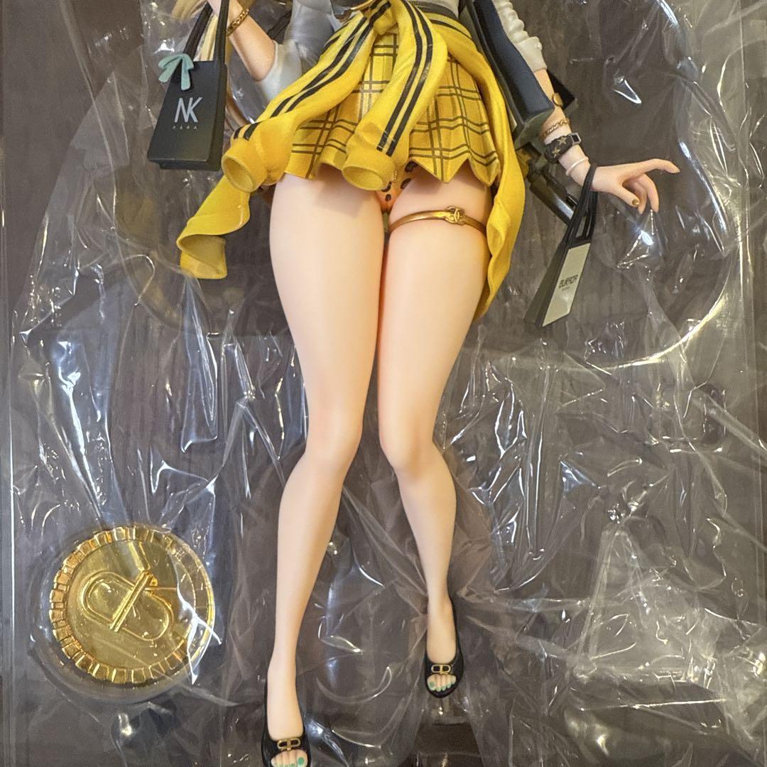 勝利の女神：NIKKE ルピー 1/7 フィギュア Amazon.co.jp: 『勝利の女神：NIKKE ルピー』豪華版 1/7スケール
