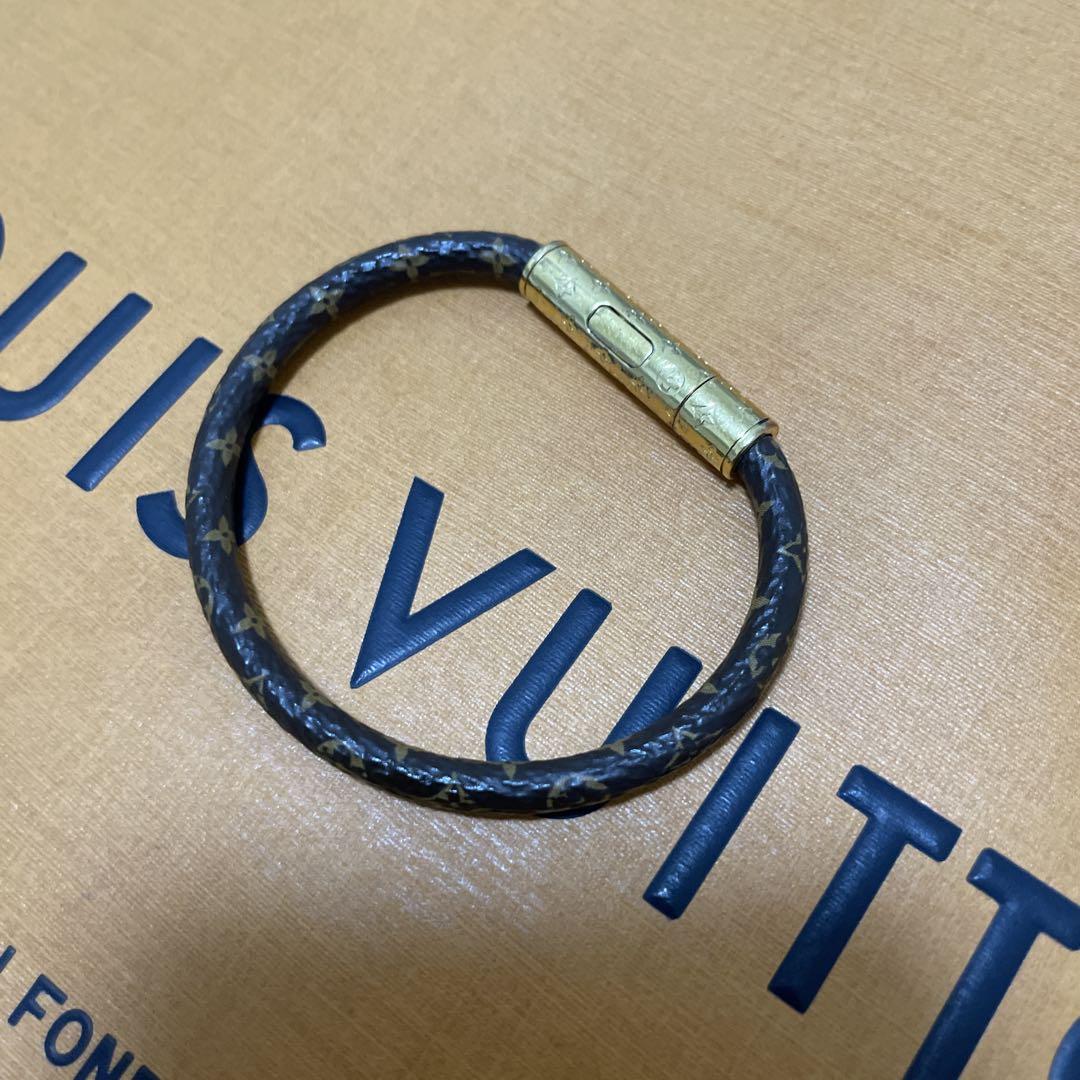 肌触りがいい ルイヴィトン レザー リングブレスレット ゴールド金具 アクセサリー