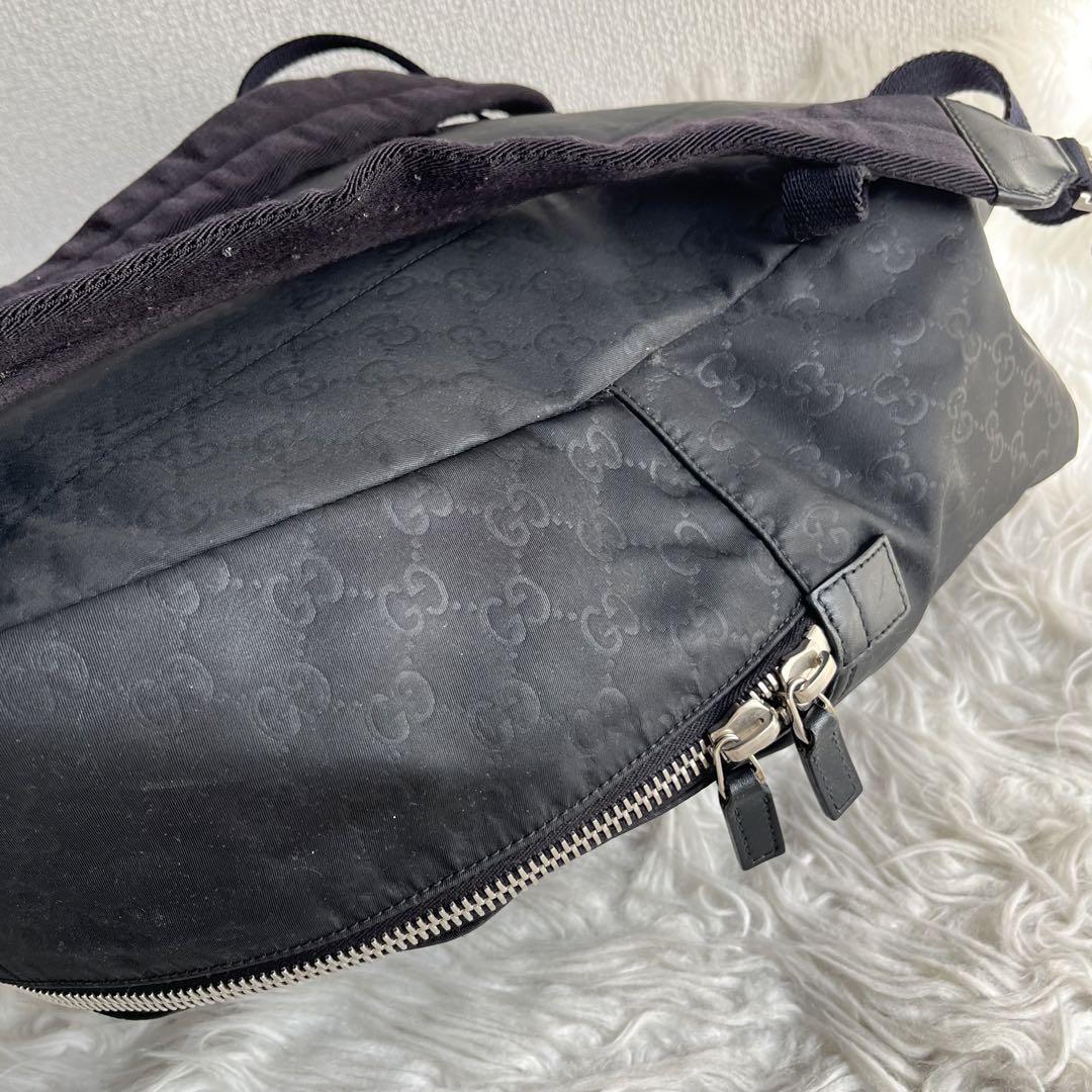 ✨️美品✨️  GUCCI  メンズ リュック ナイロン ブラック