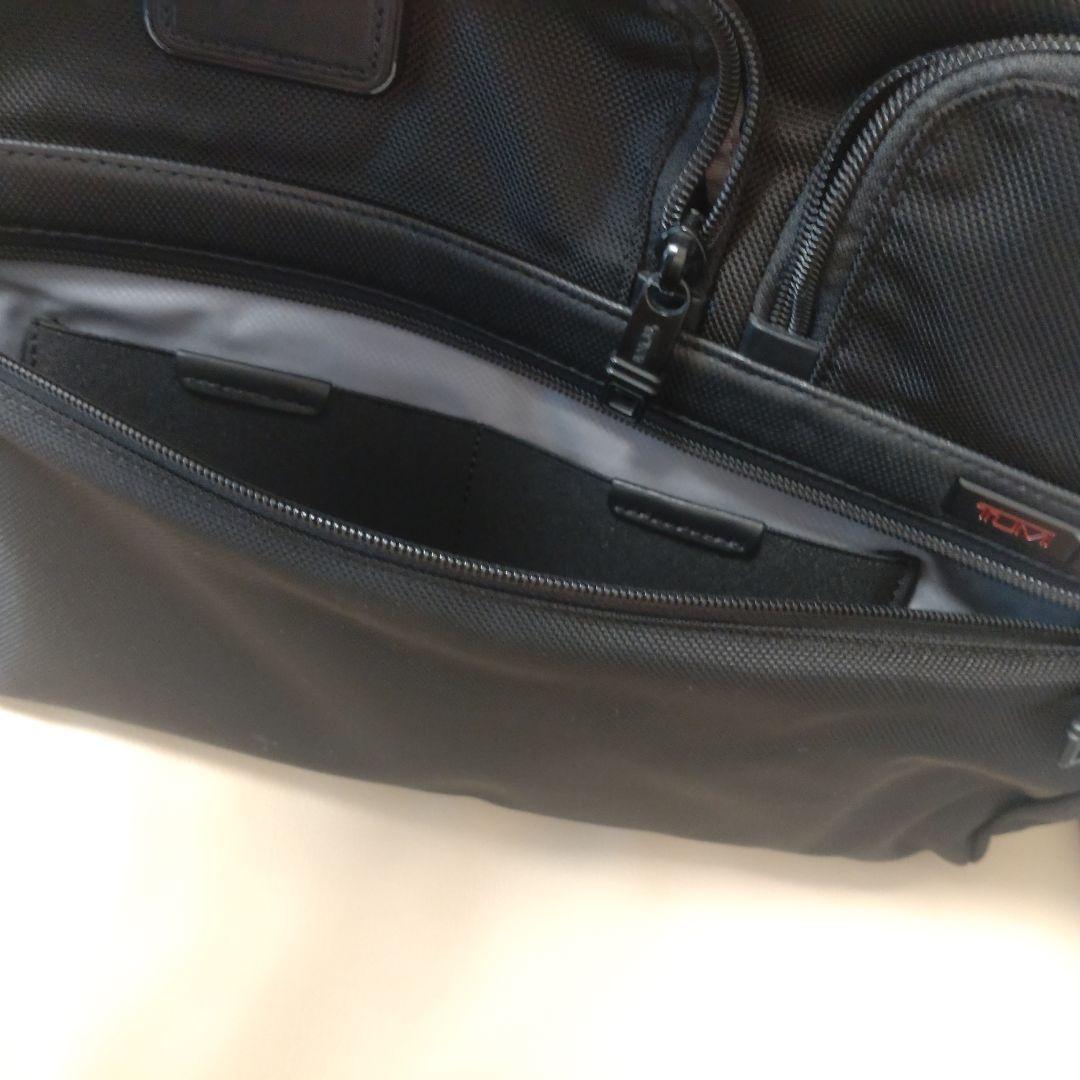 TUMI トゥミ 2WAY エクスパンダブルブリーフケース  中古品