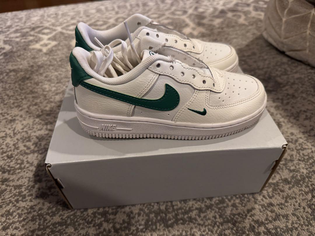 キッズスニーカー●ナイキ　フォース1   18.5●NIKE FORCE 1