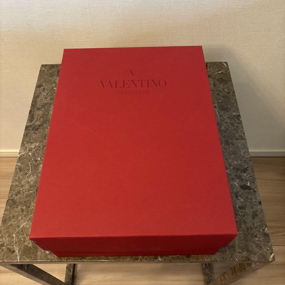 VALENTINOGARAVANIヴァレンチノガラバーニ　Vロゴ　ハイヒール37 VALENTINOGARAVANIヴァレンチノガラバーニ Vロゴ ハイヒール37