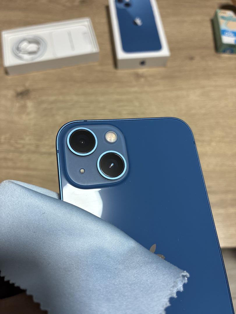 Apple iPhone 13 本体 青 画面にひびあり iPhone13256gb 青色 スマートフォン本体 画面ひびあり