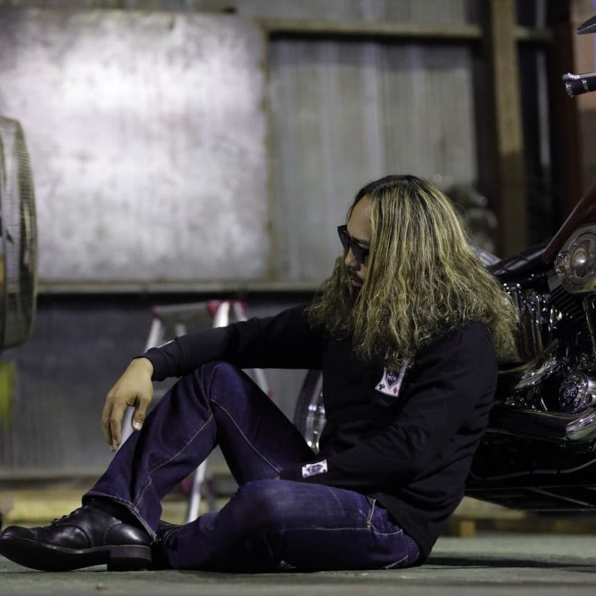 新品 GMTB Tシャツ 黒 白虎 トランプ L 新品 GMTB ロングTシャツ ロンT 黒 白虎 赤 トランプ XL LL新着