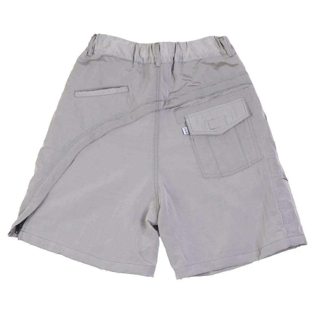 194 Pleated 5-Pocket Short Metal Grey