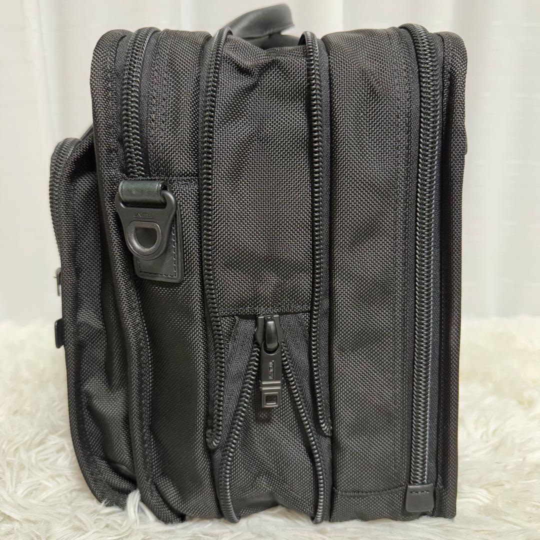⭐️未使用級⭐️トゥミ　26141DH アルファ　2wayバッグ　拡張可能 2気室
