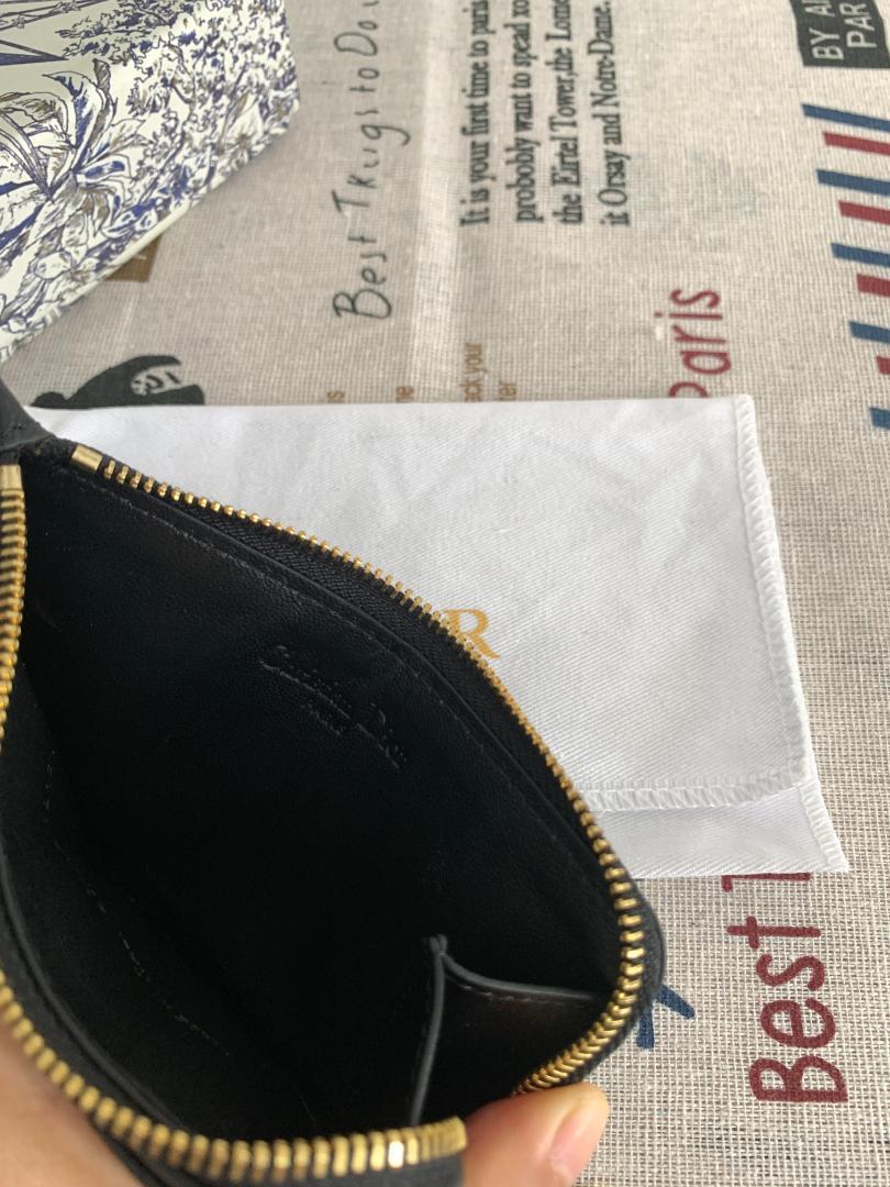 早い者勝ち！DIOR カードホルダー　コインケース