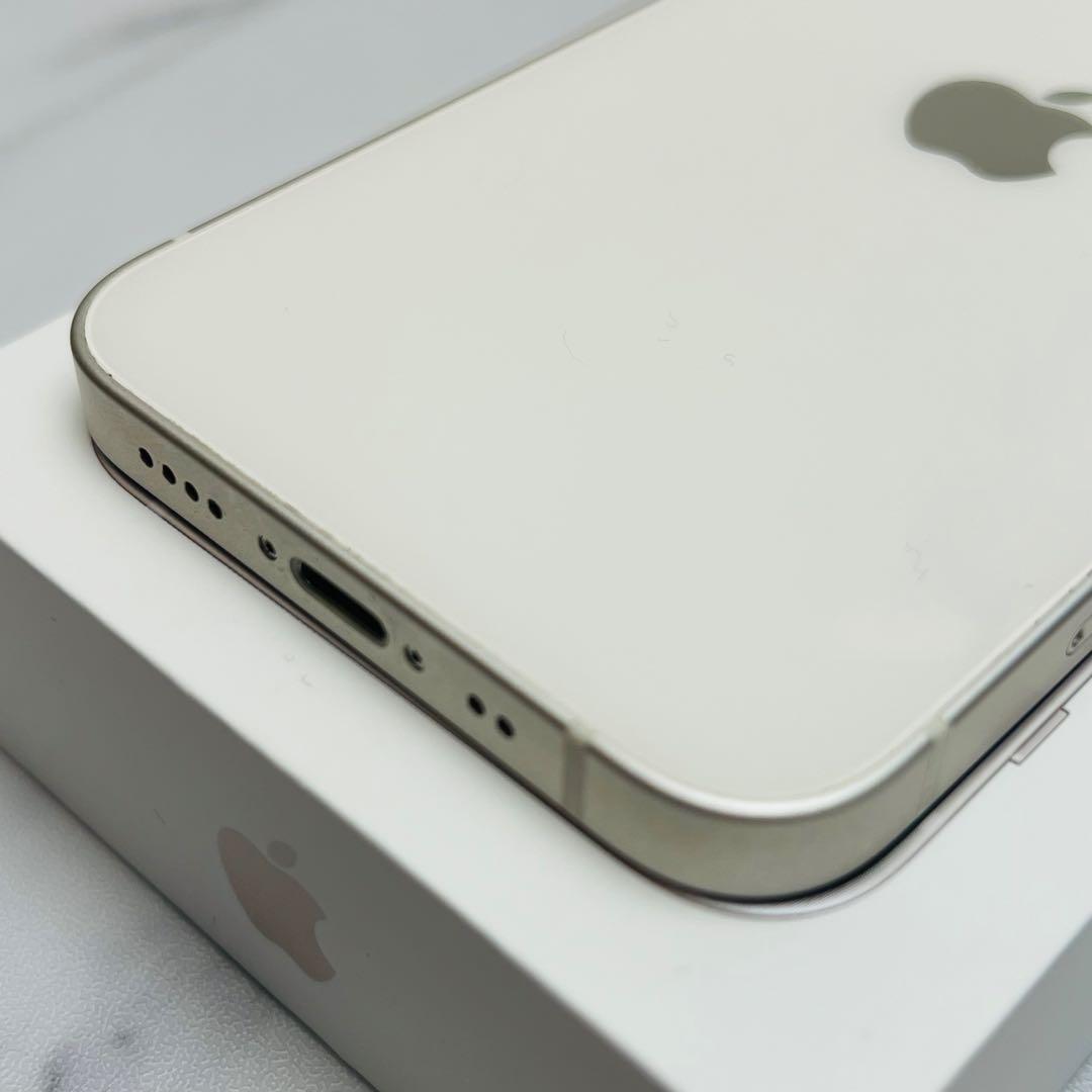 【極美品☆】iPhone12mini 本体 White 128GB SIMフリー