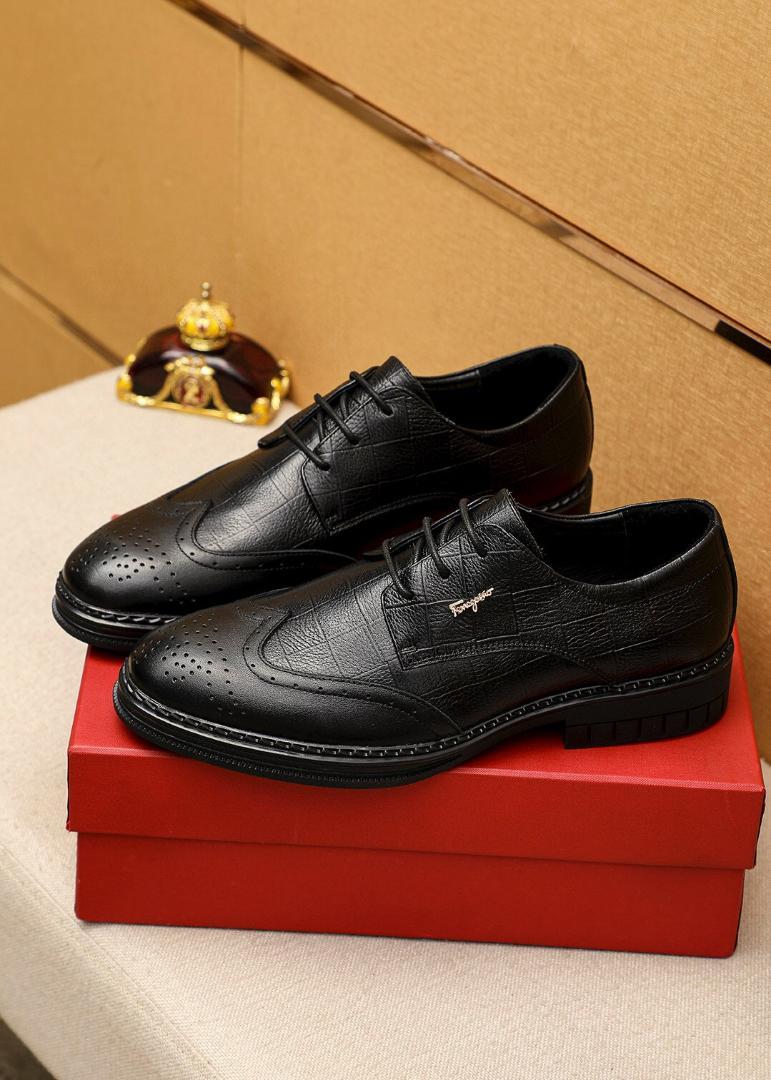 美品 Ferragamo フェラガモ メンズ ビジネスシューズ 牛革 ブラック