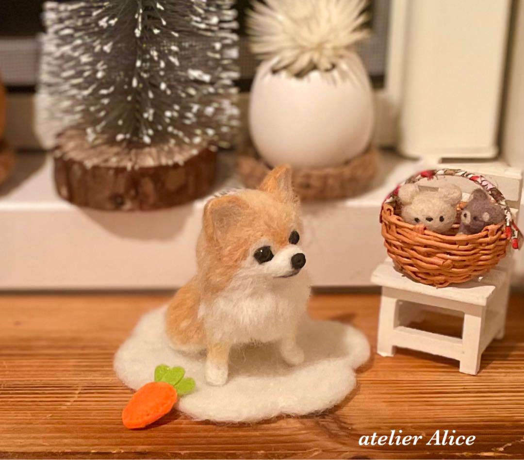 チワワ　羊毛フェルト　3点セット　ハンドメイド　レッド　クリーム　置物