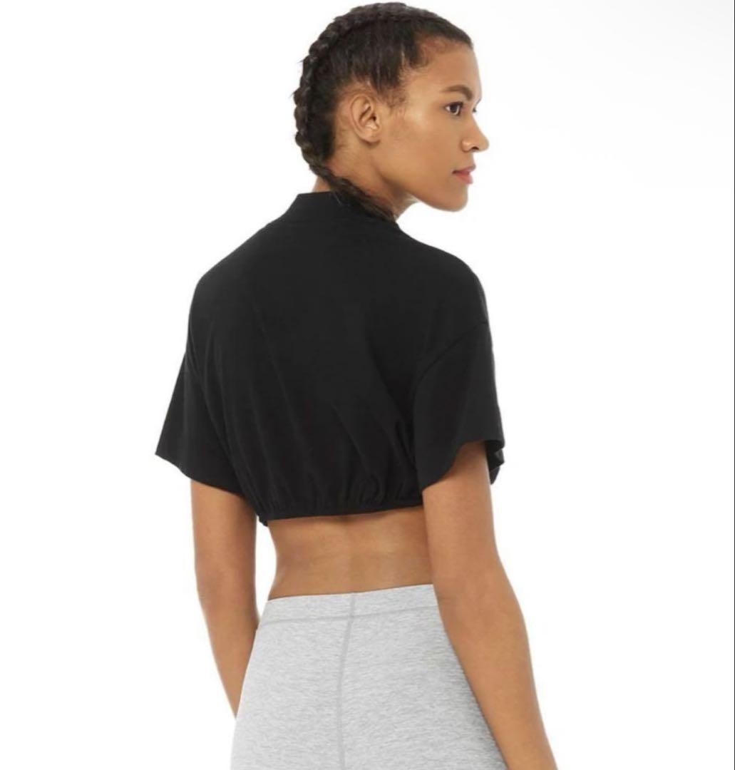 ほぼ新品) alo yoga Alo Kick It Crop Tee トップス