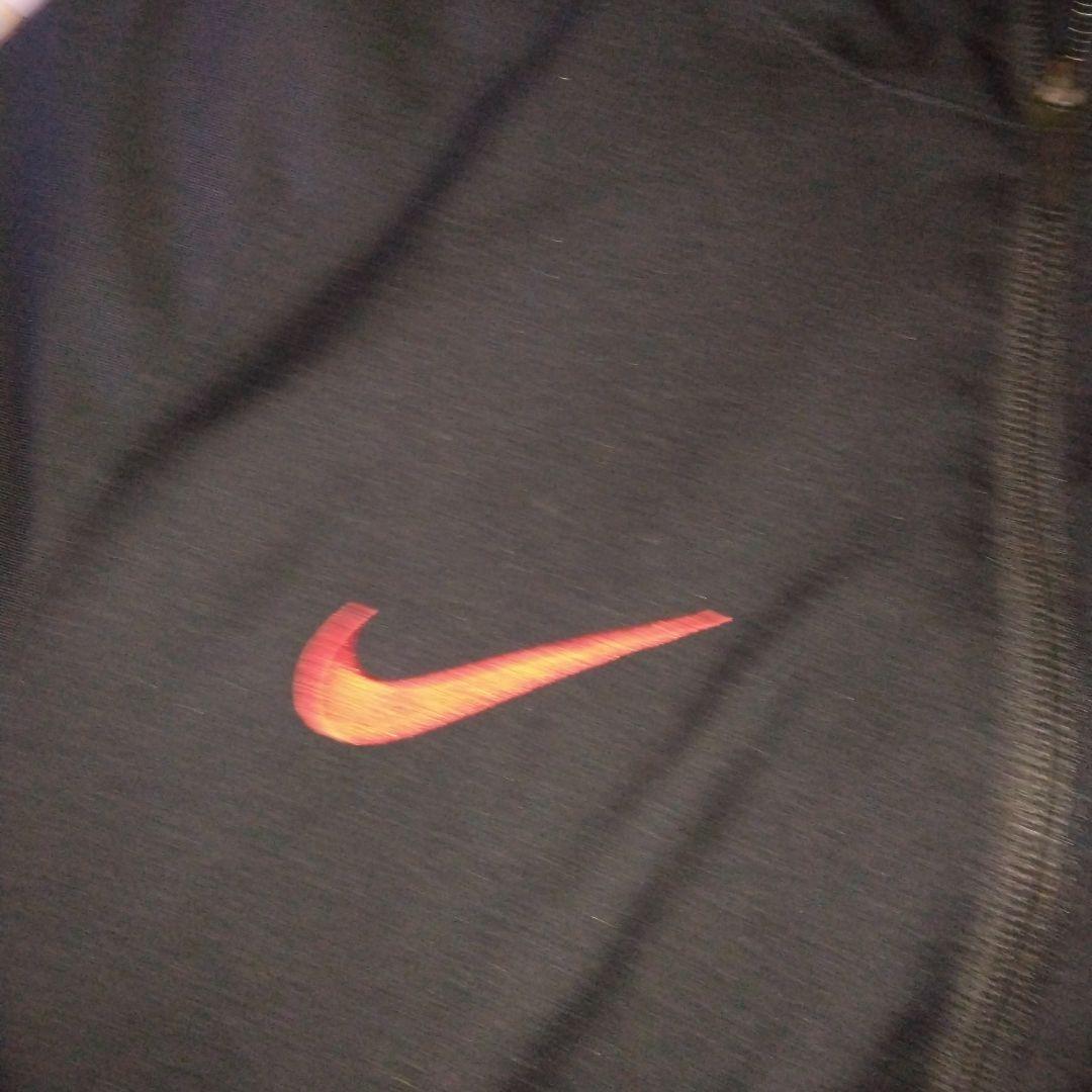 レア マンチェスターユナイテッド NIKE トラックジャケット 正規品