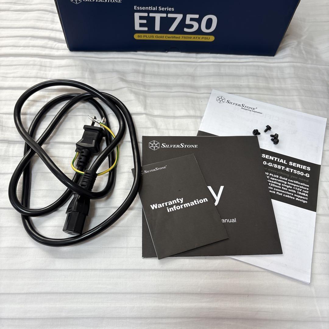 SilverStone ET750 750W ATX電源