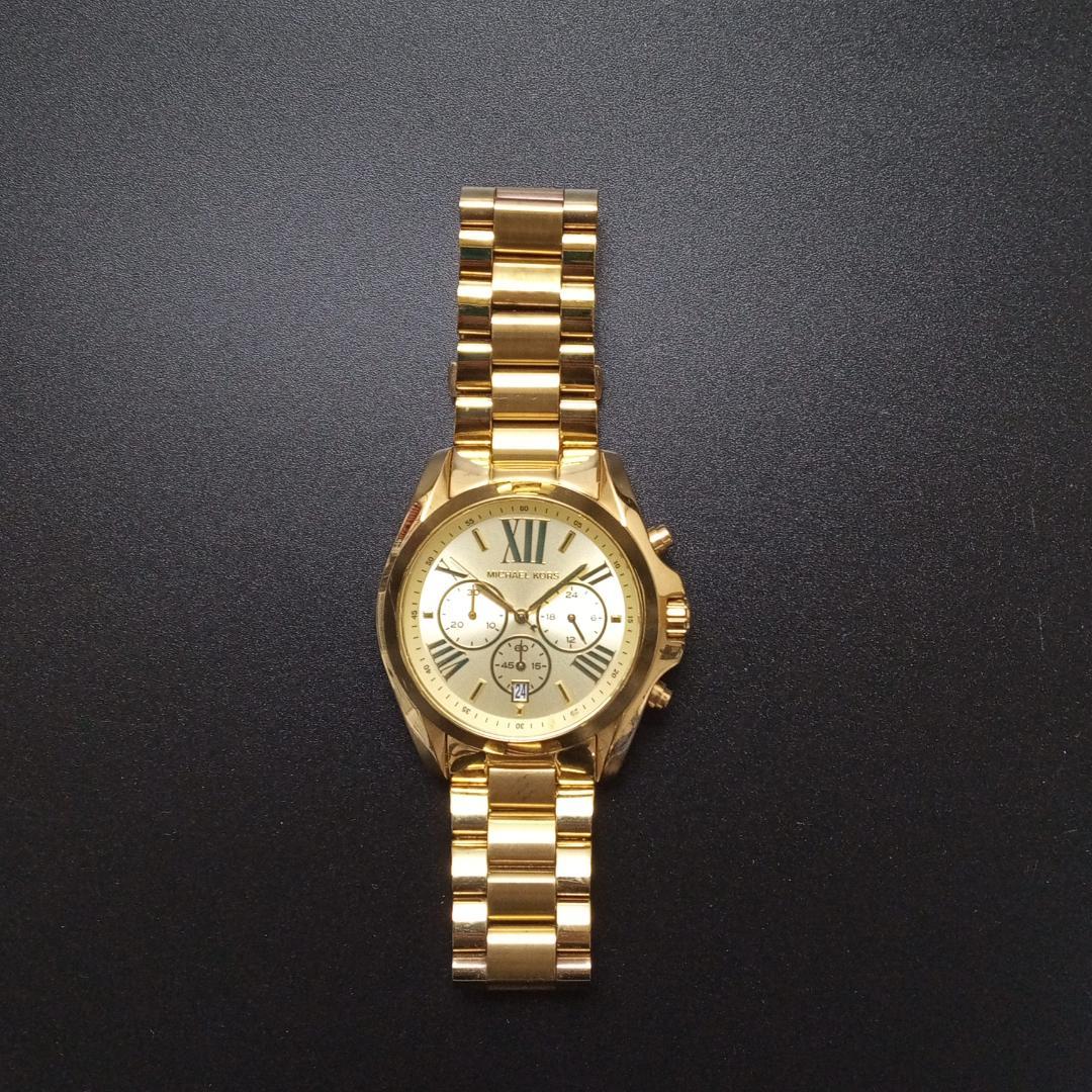 Michael Kors ゴールド クロノグラフ 時計 - メルカリ