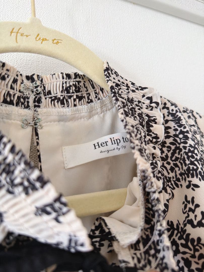 herlipto Winter Floral Long-sleeve Dress herlipto Winter Floral Long-sleeve Dress