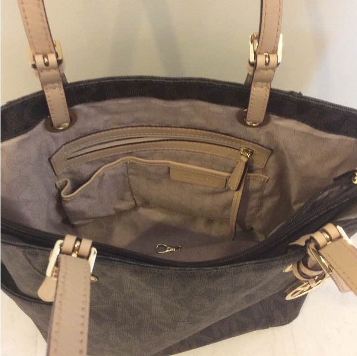 【未使用級✨】デンハマノ　トートバッグ　ゴールド金具　レザー　キャンバス　黒色 未使用級✨】デンハマノ トートバッグ ゴールド金具 レザー キャンバス