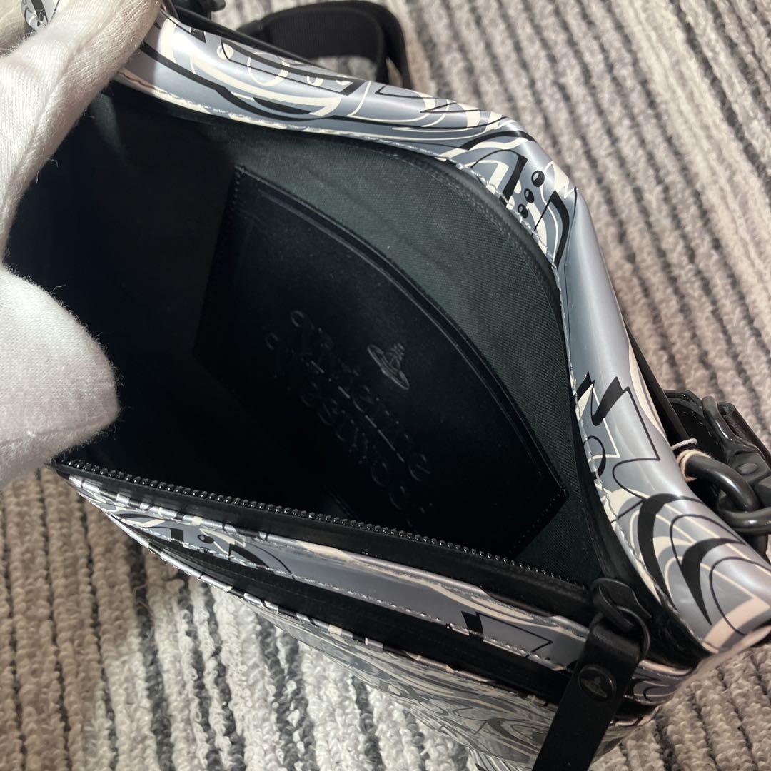 【未使用品】ヴィヴィアンウエストウッド ORBリピート ショルダーバッグ