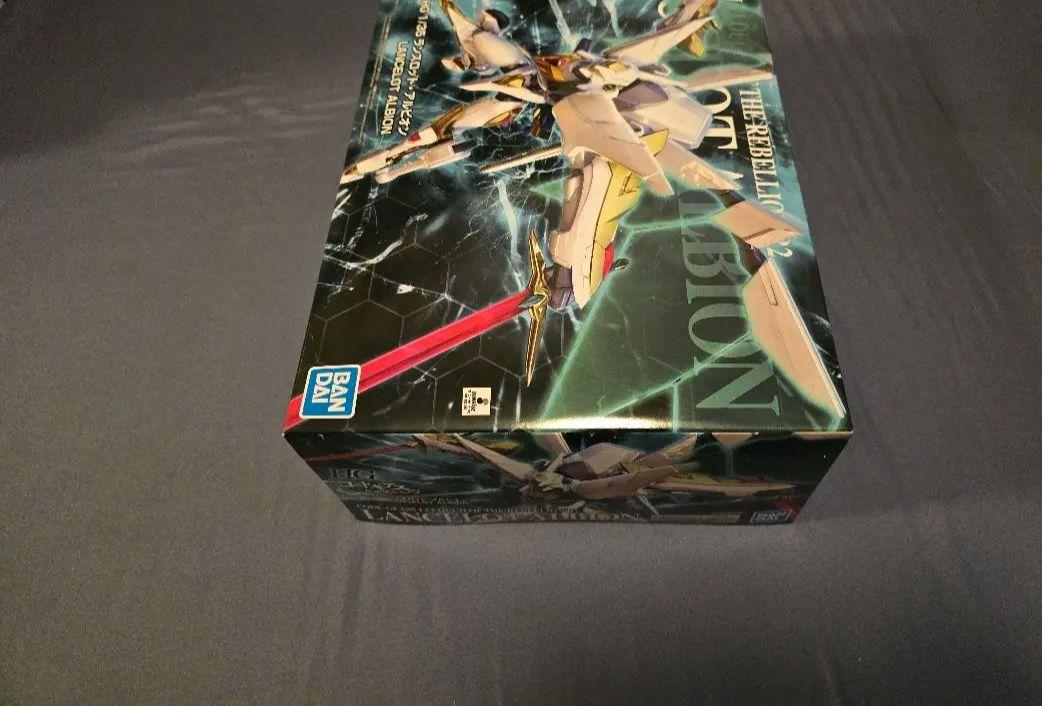 コードギアス HG 紅蓮聖天八極式、ランスロットアルビオン素組完成品セット販売 コードギアス HG ランスロットアルビオン & 紅蓮聖天八極式