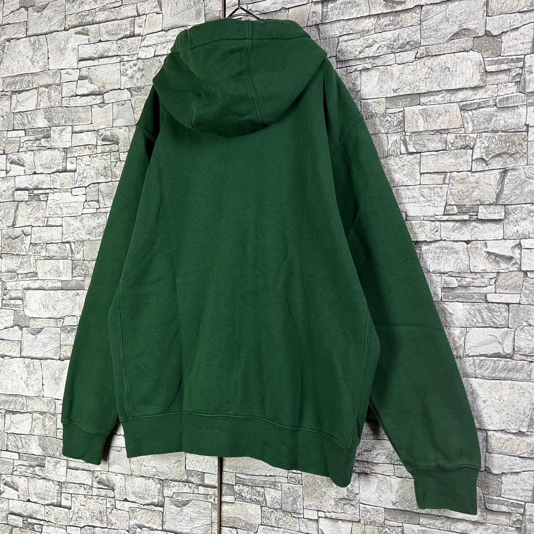 【超絶人気カラー】NIKE ワンポイント刺繍ロゴ　入手困難　パーカー　M