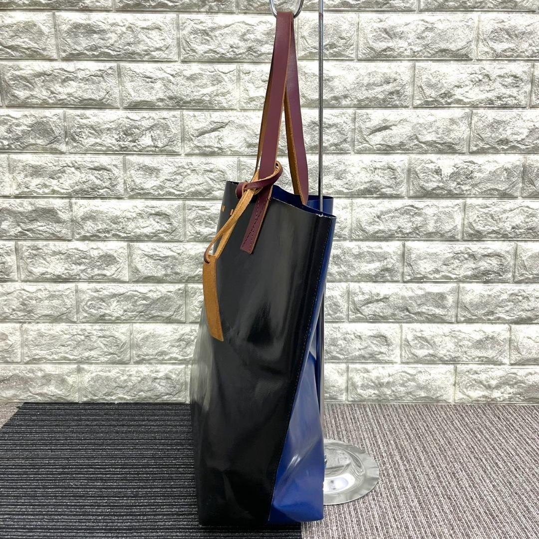 MARNI　マル二　バイカラー　トートバック　PVC　ブラック　ブルー