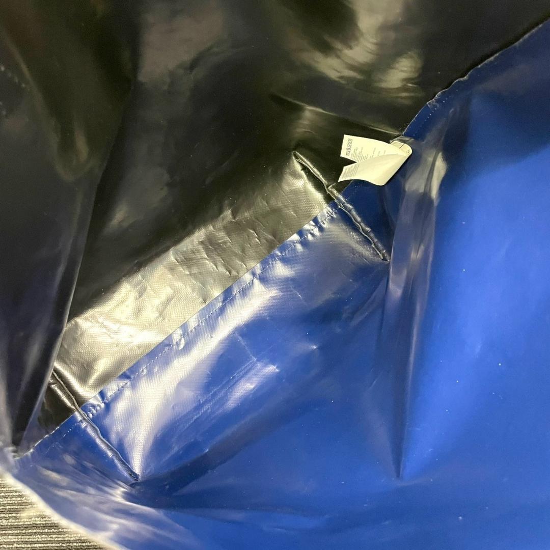 MARNI　マル二　バイカラー　トートバック　PVC　ブラック　ブルー