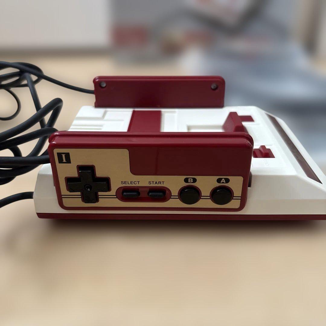ニンテンドークラシックミニ　ファミリーコンピュータ