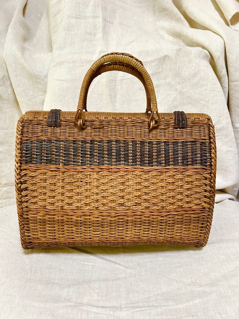 最終値下!!あけび かごバック 籠バック 値下げ♪ あけび かご バック 大 - メルカリ