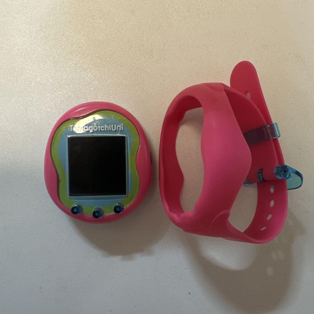 たまごっちユニ ピンク Amazon | バンダイ(BANDAI) Tamagotchi Uni Pink 対象年齢 6才