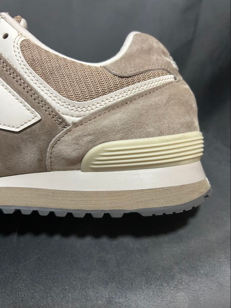 OU576BEI イギリス製