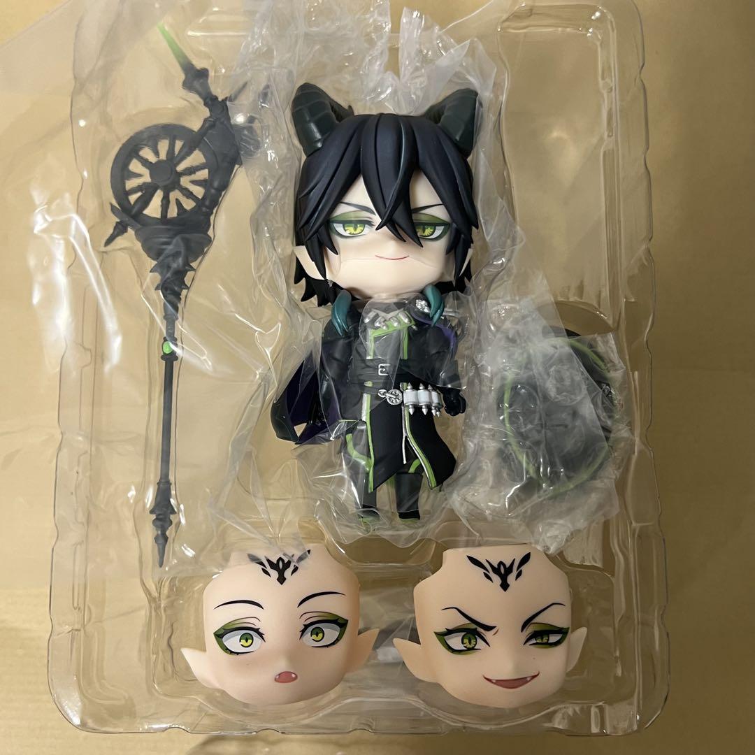 ツイステ　ツイステッドワンダーランド マレウス・ドラコニア ねんどろいど