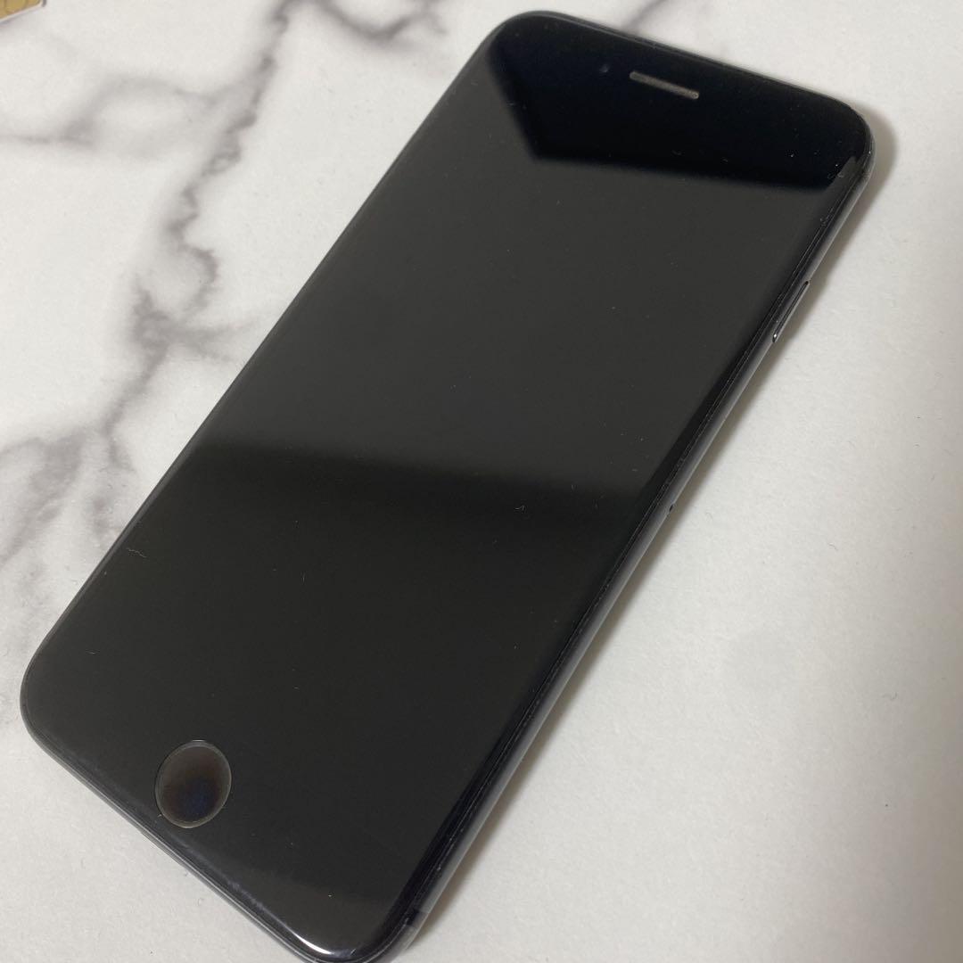 Apple iPhone 8 ブラック 256GB 本体 携帯電話本体