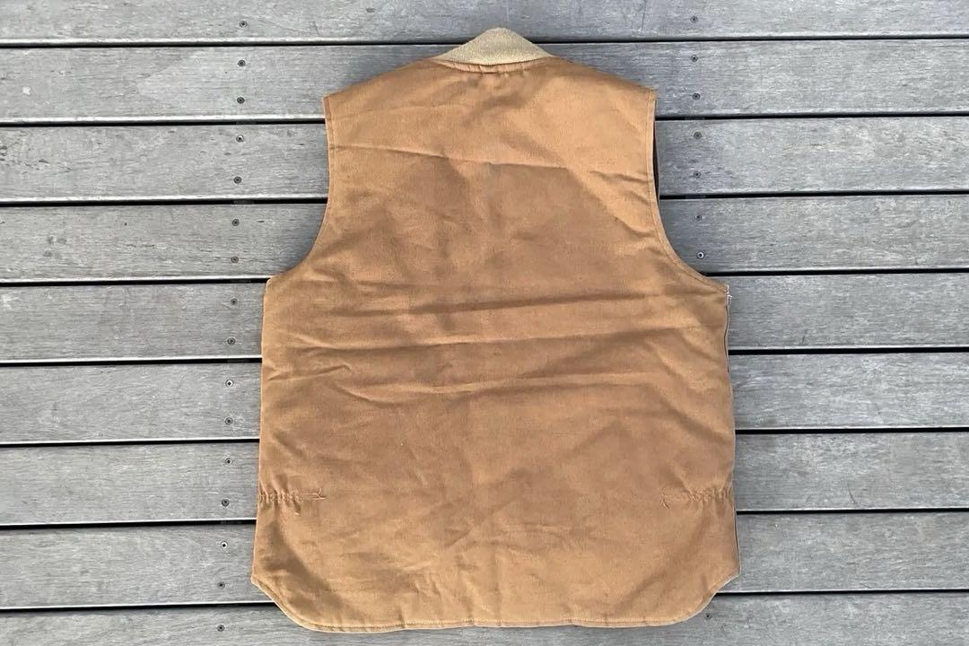 スペシャル　シリアル購入　carhartt ダックベスト　USA supreme