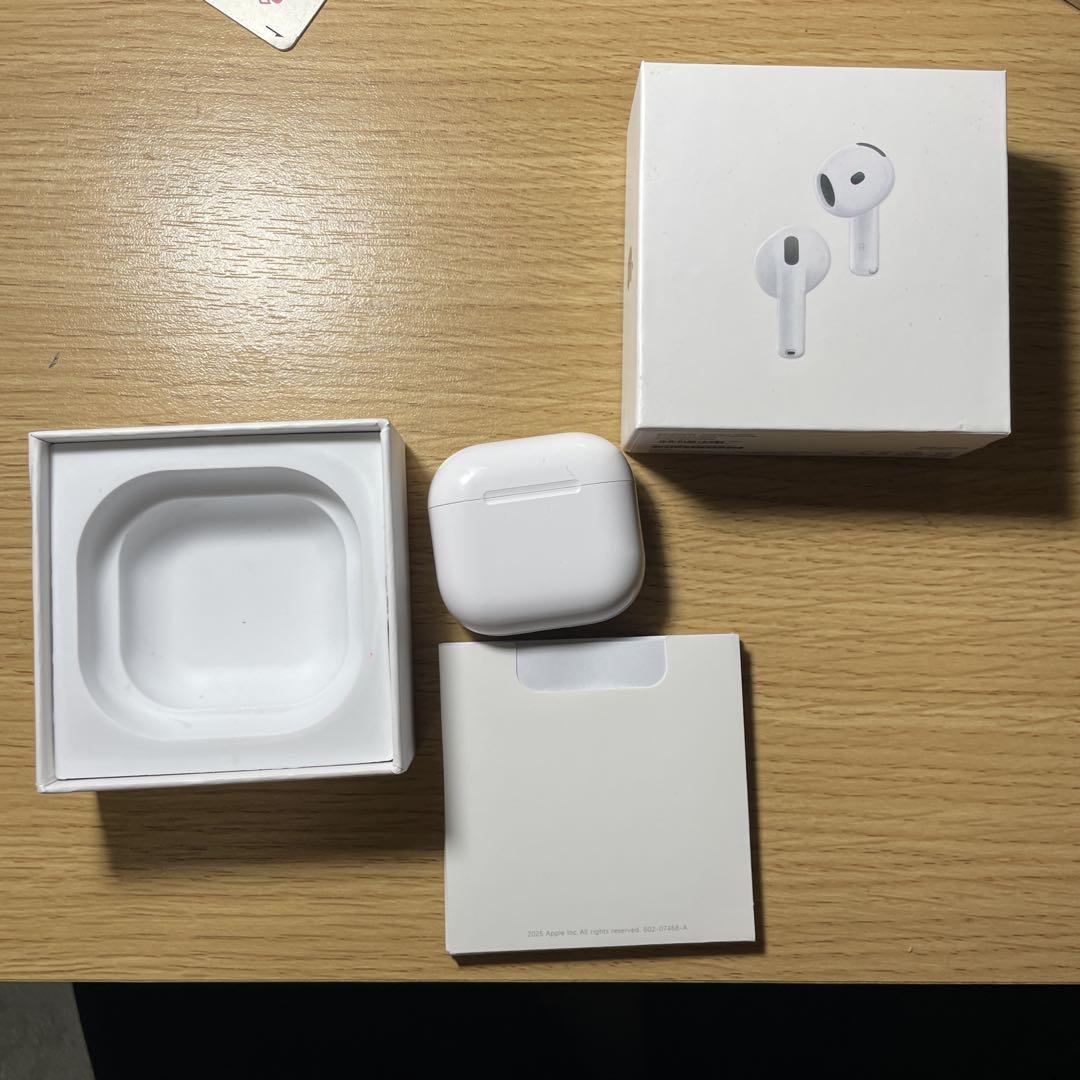 ベノムケース付！！AirPods 4 アクティブノイズキャンセリング 傷あり Amazon.co.jp: Apple AirPods 4 ワイヤレスイヤホン、Bluetooth