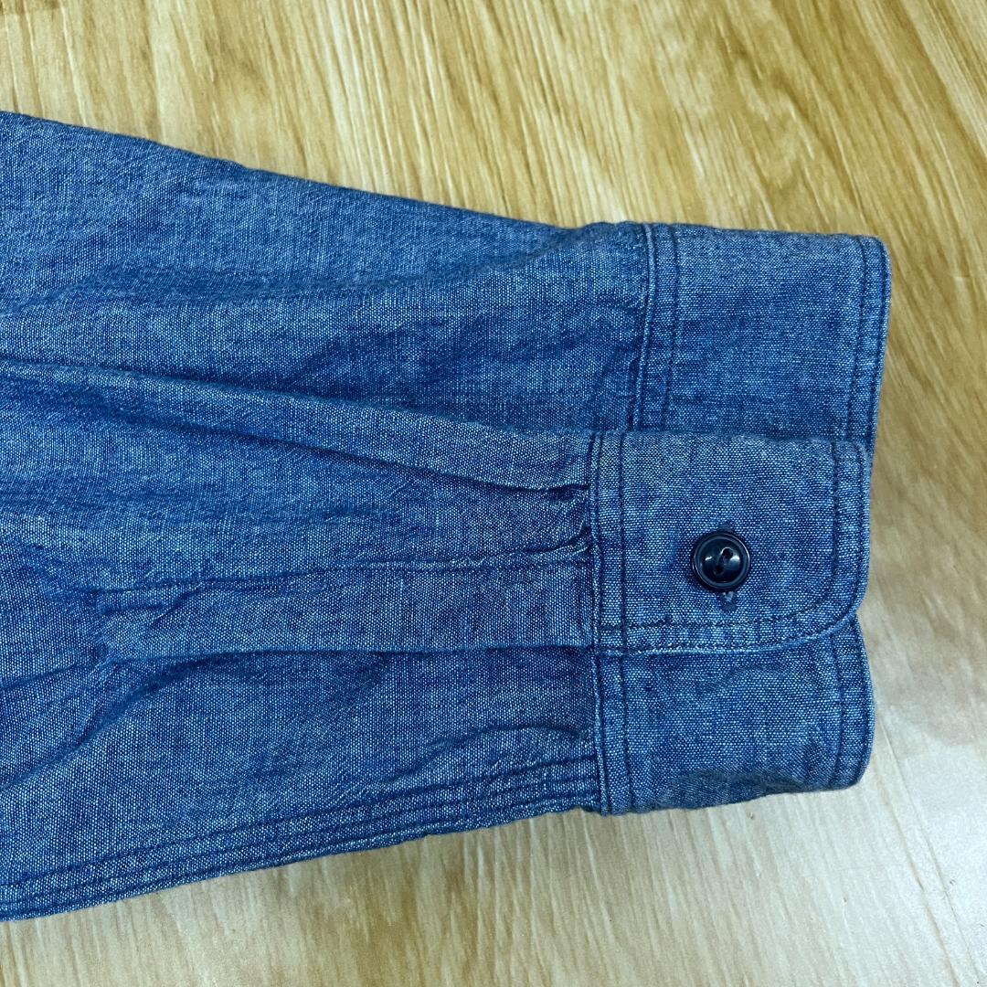 シャンブレーシャツ