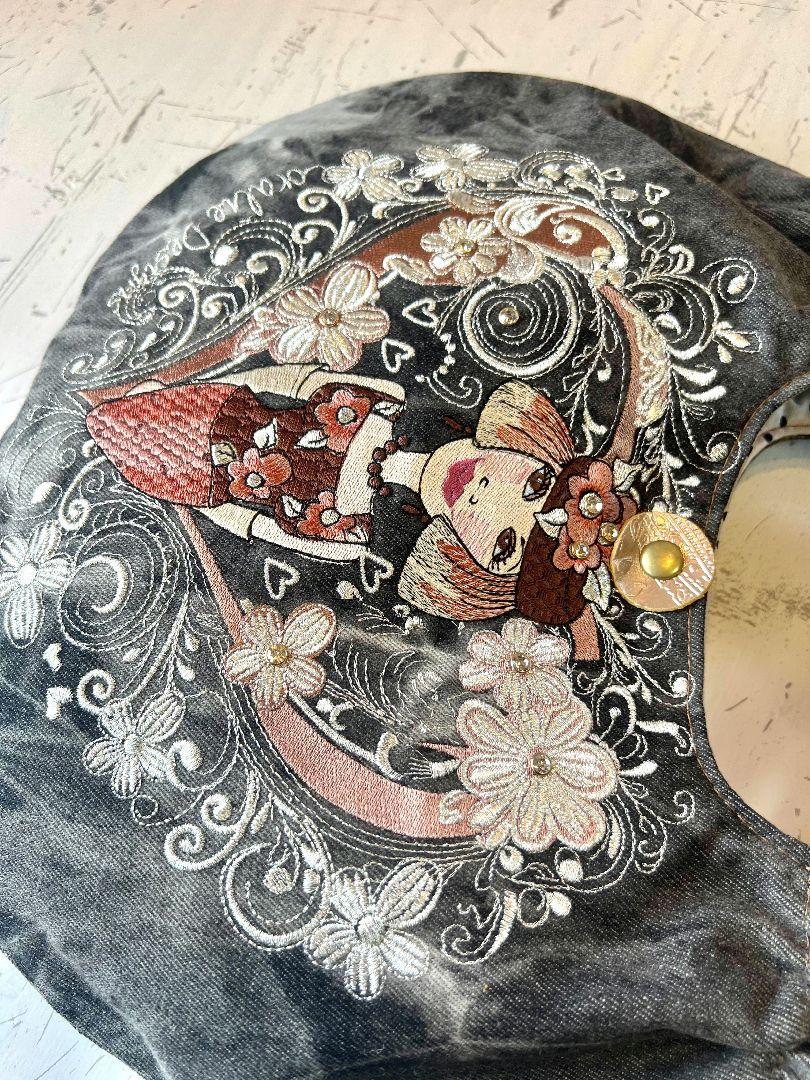 ロラライハリス♡ブラックWデニム♡刺繍の丸型ふんわり絞りバッグS♡ ロラライハリス♡ブラックWデニム♡刺繍の丸型絞りバッグs